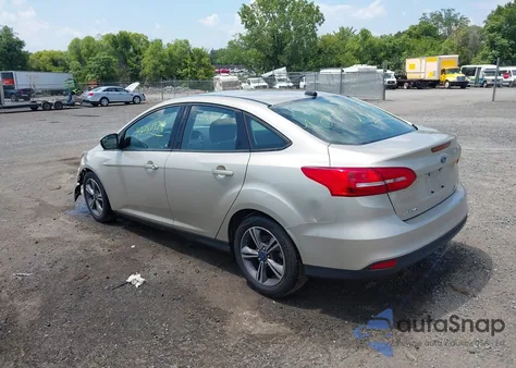 2017 Ford Focus Se z USA, uszkodzony, nr VIN 1FADP3FE2HL309728